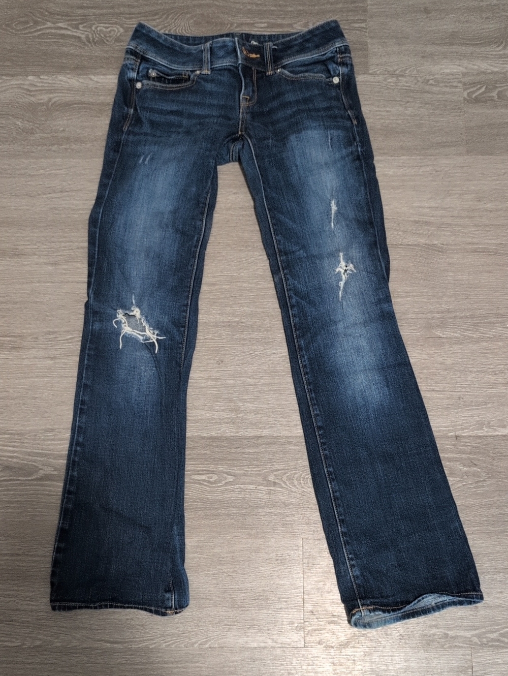 Women's Distressed Jeans